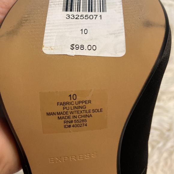 Very elegant Express high heel shoes size 10 brand new color black with silver - Picture 10 of 16